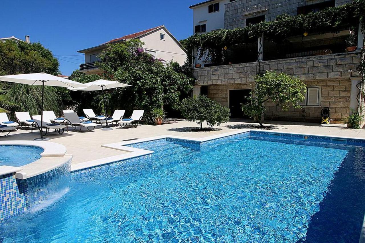 Villa Renipol Adults Only Sutivan Exteriér fotografie
