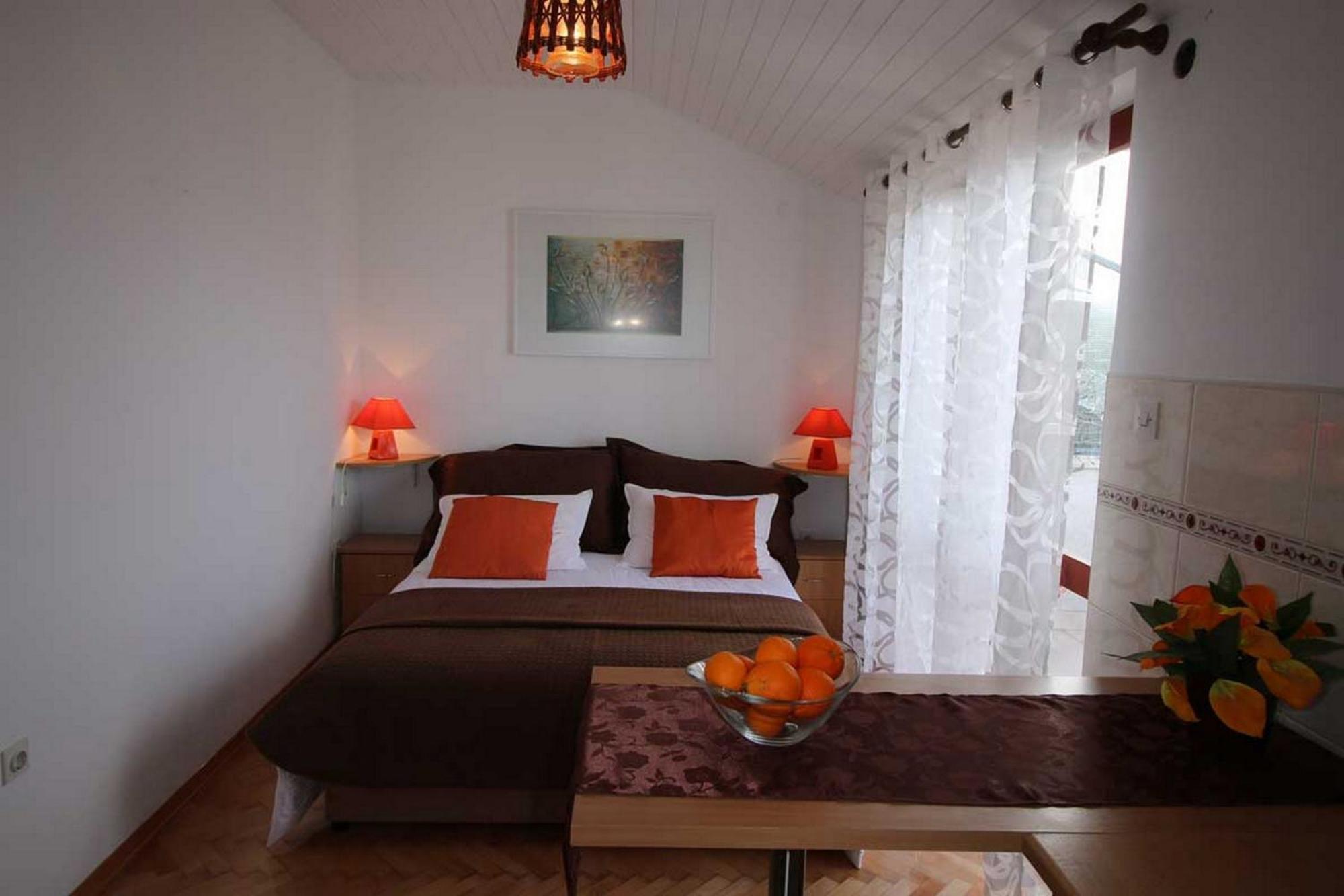 Villa Renipol Adults Only Sutivan Pokoj fotografie