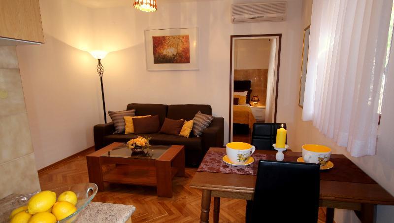 Villa Renipol Adults Only Sutivan Exteriér fotografie