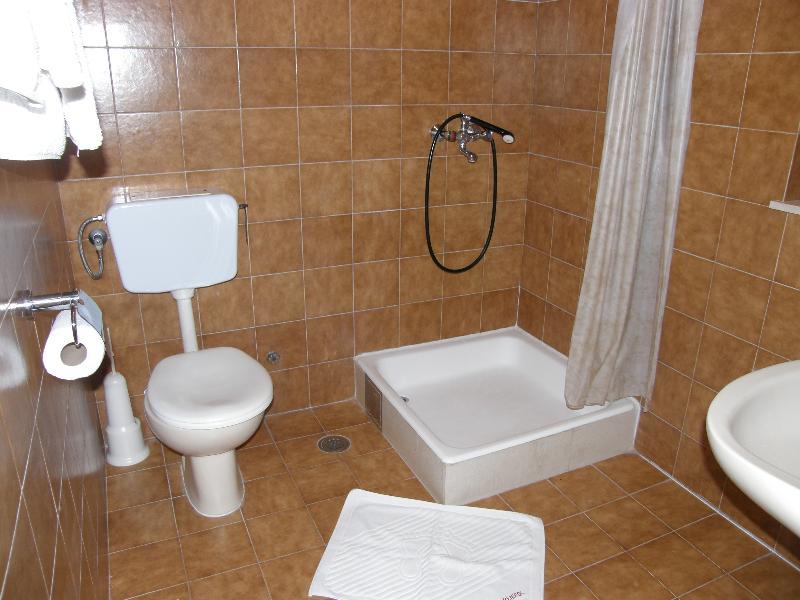Villa Renipol Adults Only Sutivan Exteriér fotografie